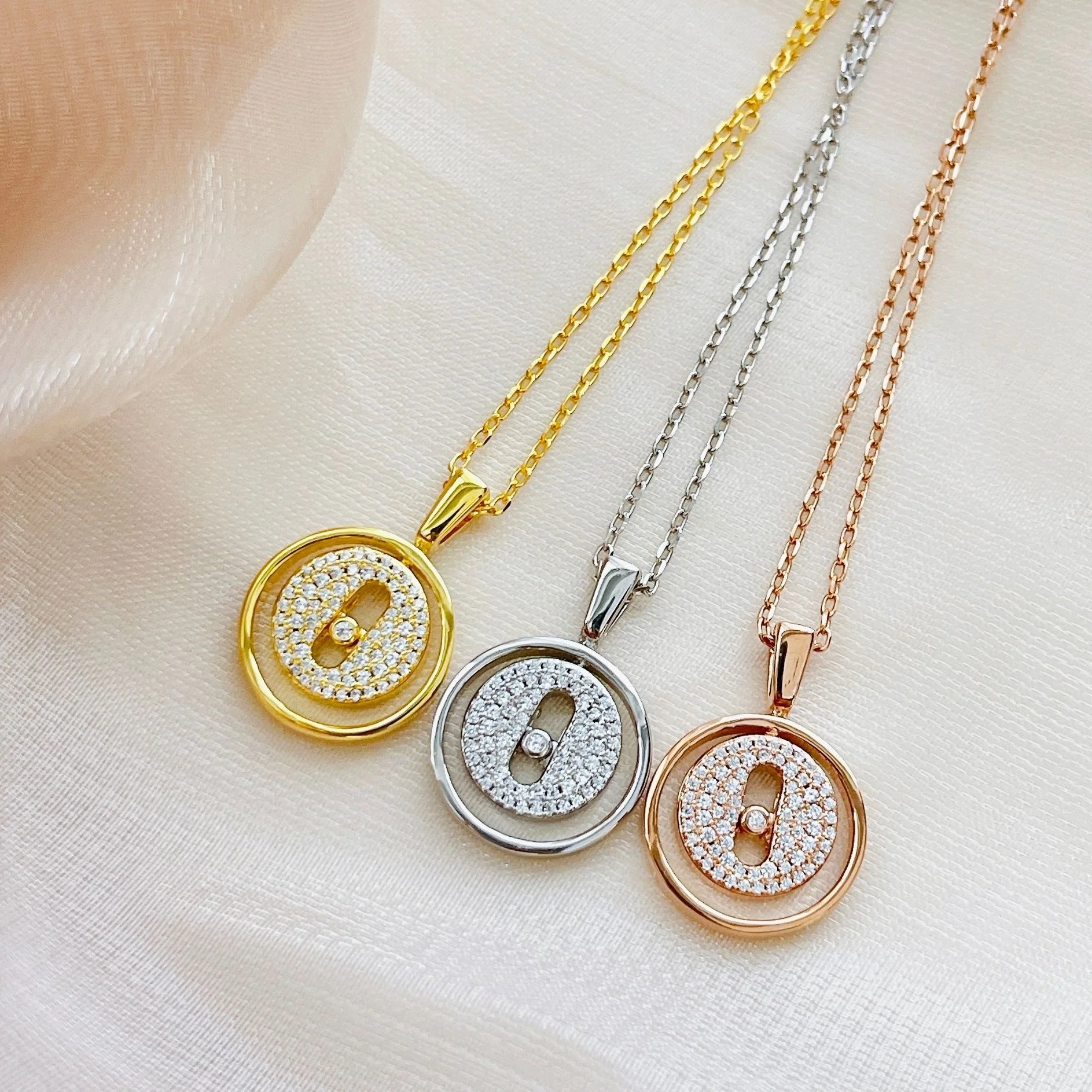 

925 Sterling Silver Circle Full Diamond Sliding Necklace Extremely Simple Light Luxury Versatile Design For Women Fine Jewelry