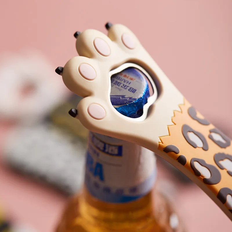 Симпатичная открывалка для бутылок с кошачьими лапами магнитные наклейки