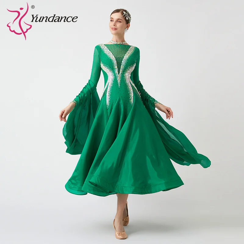 Женское платье для современных танцев