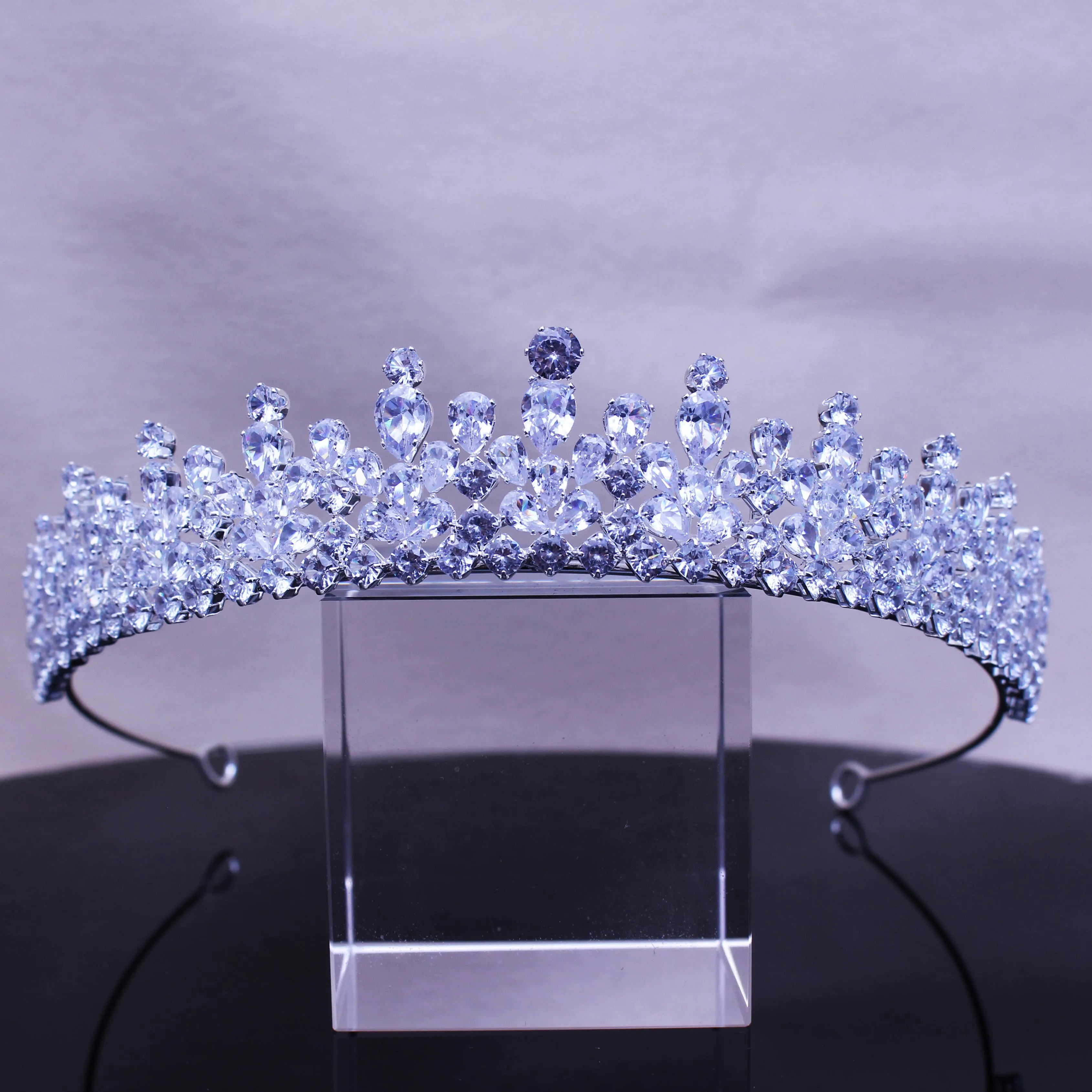 

Bridal Hair Jewelry AAA Zircon Tiaras Cubic Zirconia Crowns Prom Pageant Diadem Brides Women CZ Headbands Wedding Accessories