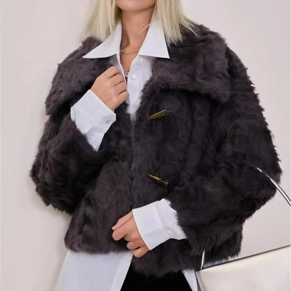 Шуба женская из искусственного меха норки с длинным рукавом и воротником