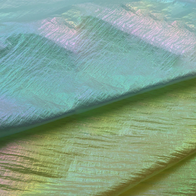 Лазерный перламутровый пуховик ткань цветная градиентная пуховая металлик
