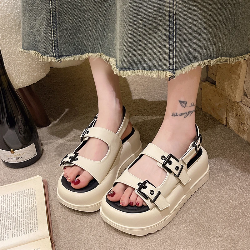 

2023 New Women's Sandals Platform Fashion Design Casual Sandals Female Summer Outdoor Beach Light Sandals for Women Zapatillas