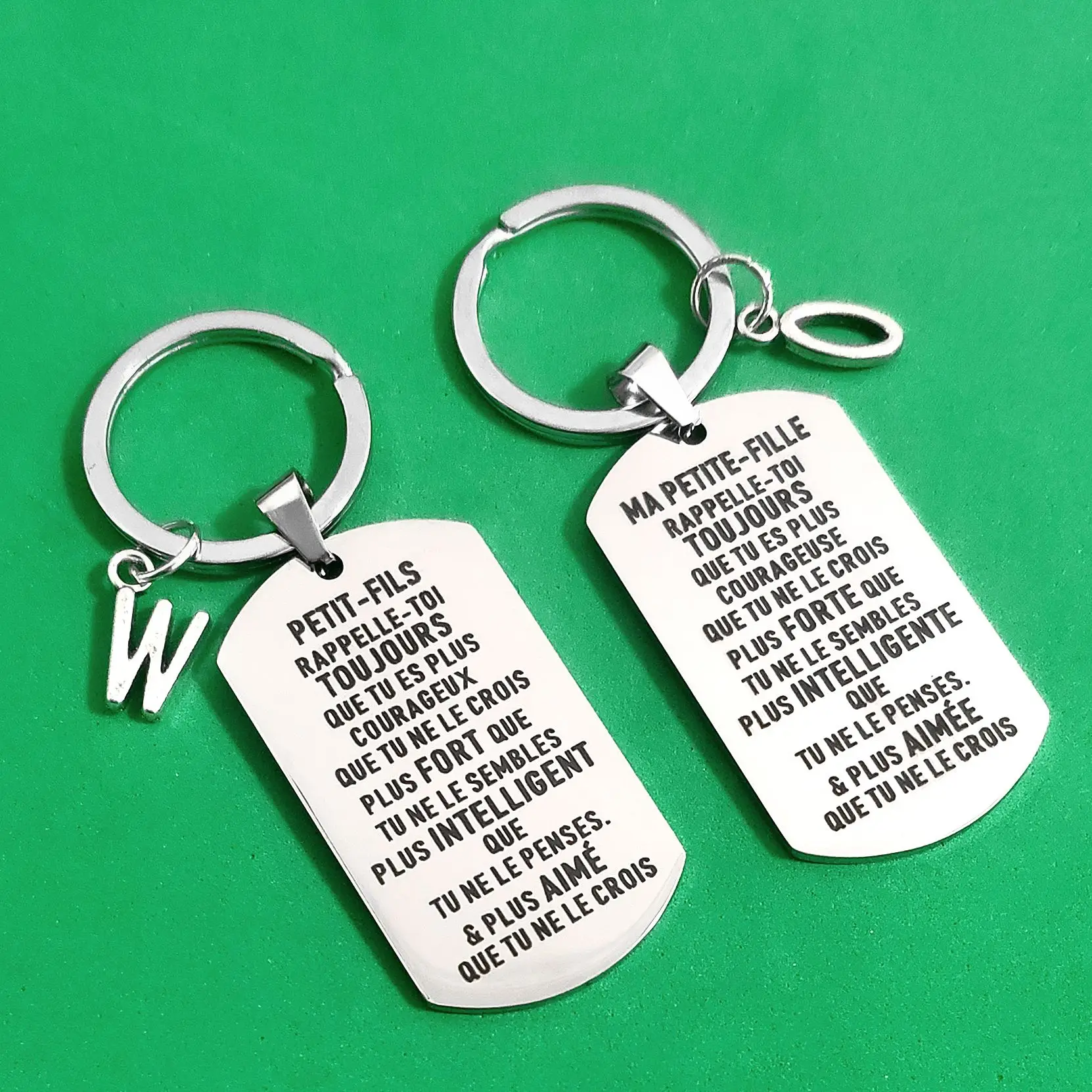 

Keychain for Car Keys Wedding Keyring Birthday DIY Ornaments Creative PETIT-FILS MA PETITE-FILLE Military Tags 26 Letters Gifts