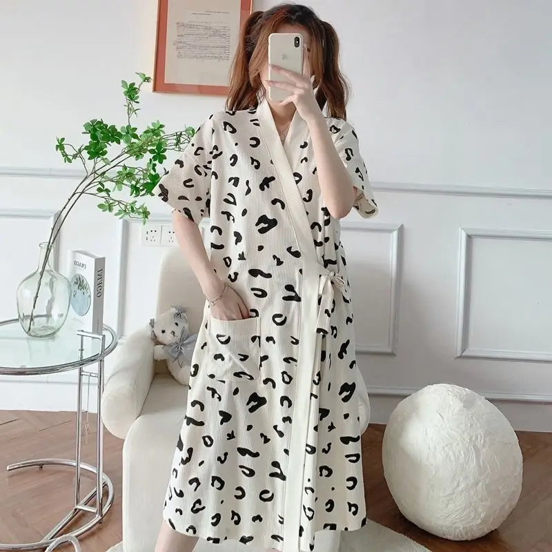 

2022 Summer New Bathrobe Cotton Thin Robe Comfort Japanese Style Leopard Printed Sleepwear Sexy Nightgown Femme Homewear