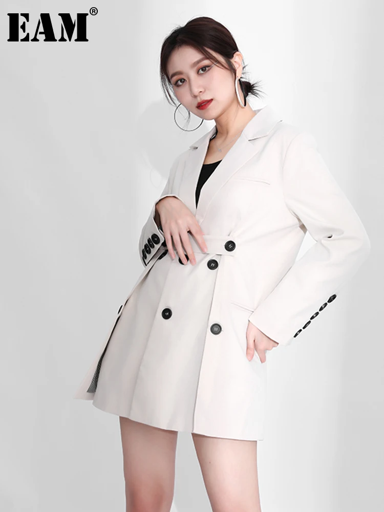 

[EAM] Loose Fit Button Long Slit Belted Jacket New Lapel Long Sleeve Women Coat Fashion Tide Spring Autumn 2023 JQ29000XL