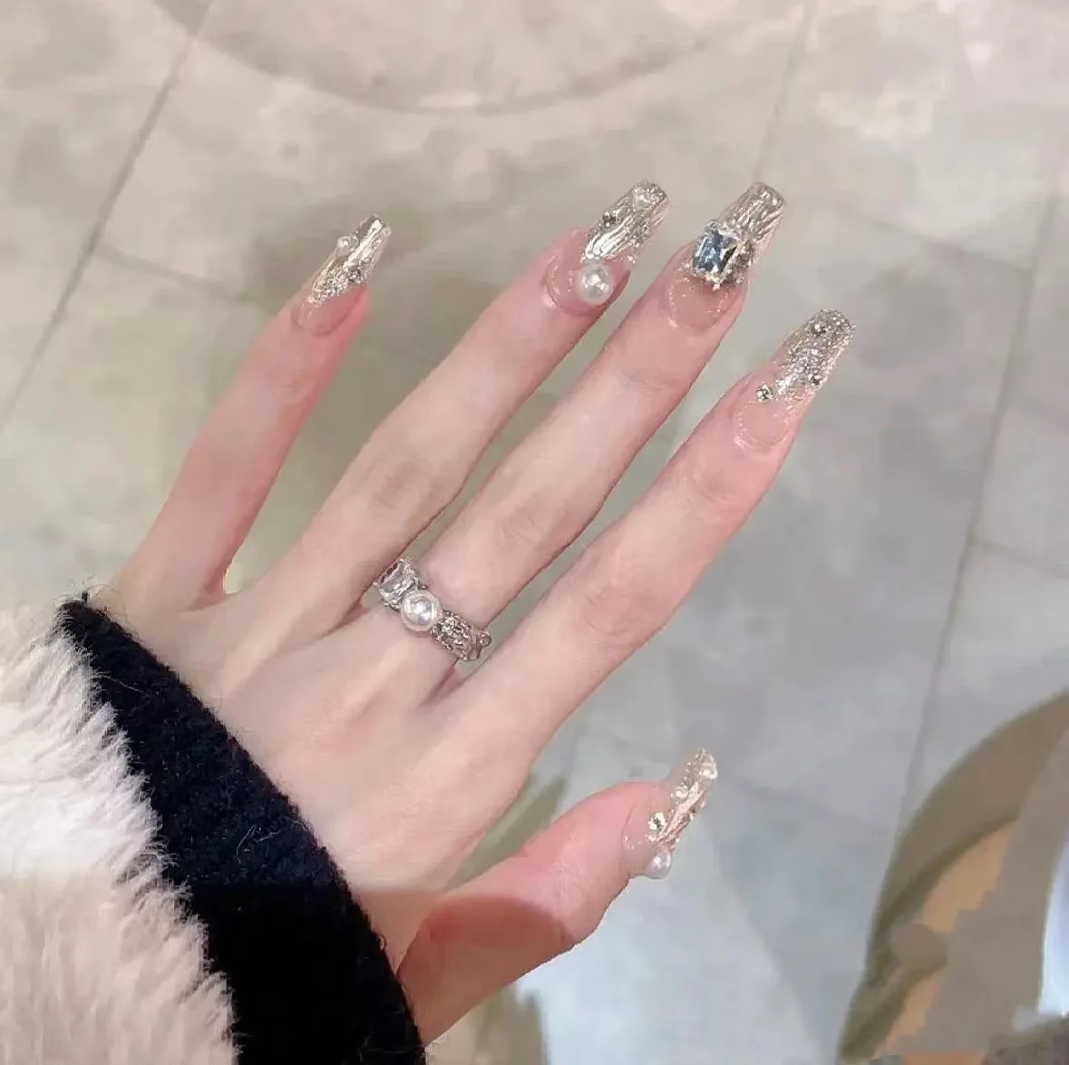 Зеркальные накладные ногти