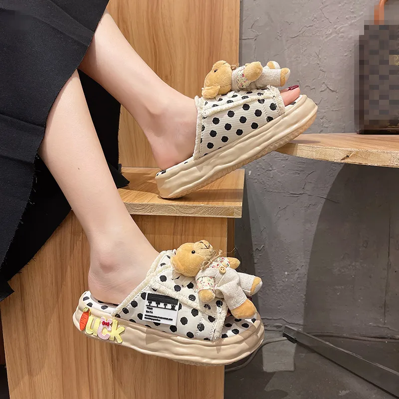 

Тапки женские домашние на платформе, сланцы, модные роскошные на среднем каблуке, из искусственной резины, обувь на плоской подошве, 2022