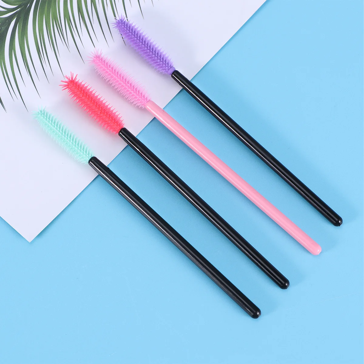 

200 pcs Professional Disposable Eyelash Brushes Wands Applicator Silica Rod Eyelashes Brushes Makeup Brushes