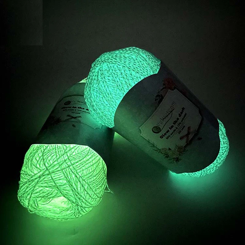 

50g Glow in the Dark Yarn Polyester Luminous Chunky Knitting Wool Yarn for Hand Knitted Fluorescent Carpet Sweater Hat 2mm