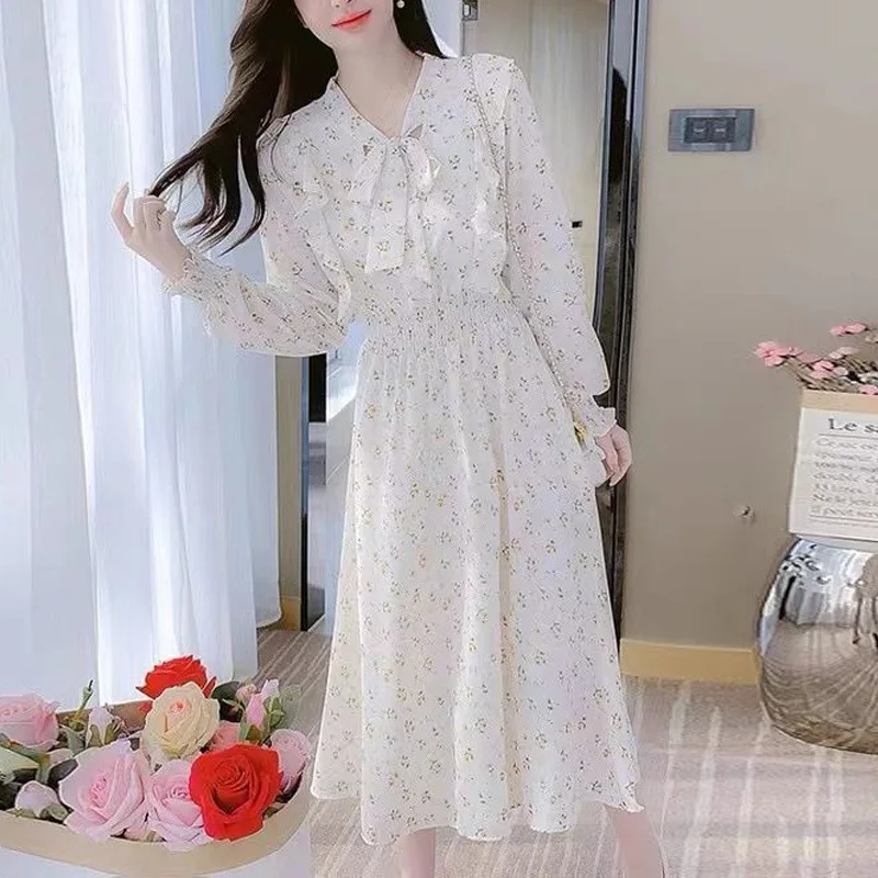 

Vintage Floral Printed Elegant Bow Ruffle Dresses for Women Spring Autumn Casual Sweet Long Sleeve Tunic Midi Dress Female Robe