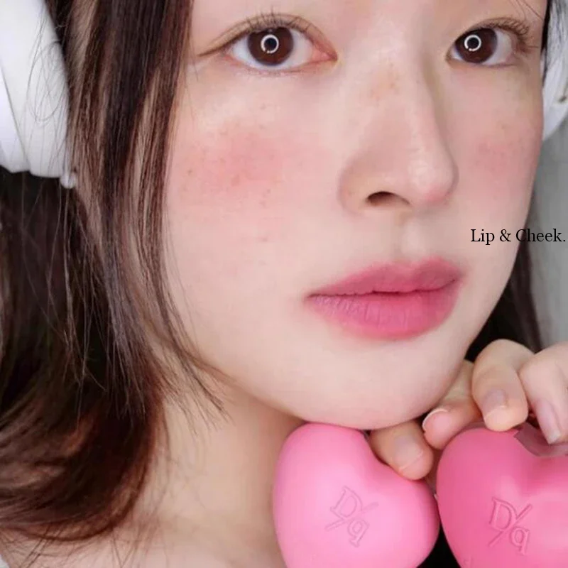 Губная помада в ассортименте