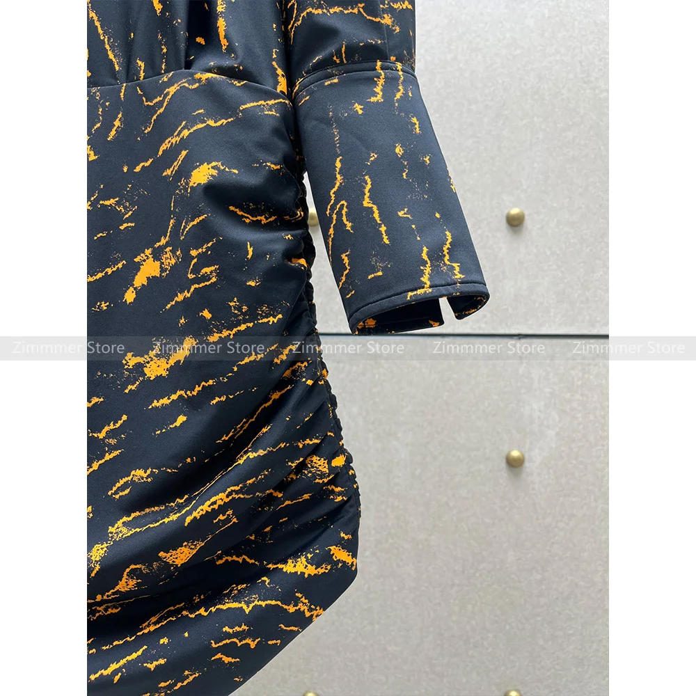 Женское платье-рубашка с длинным рукавом контрастным цветом и асимметричным