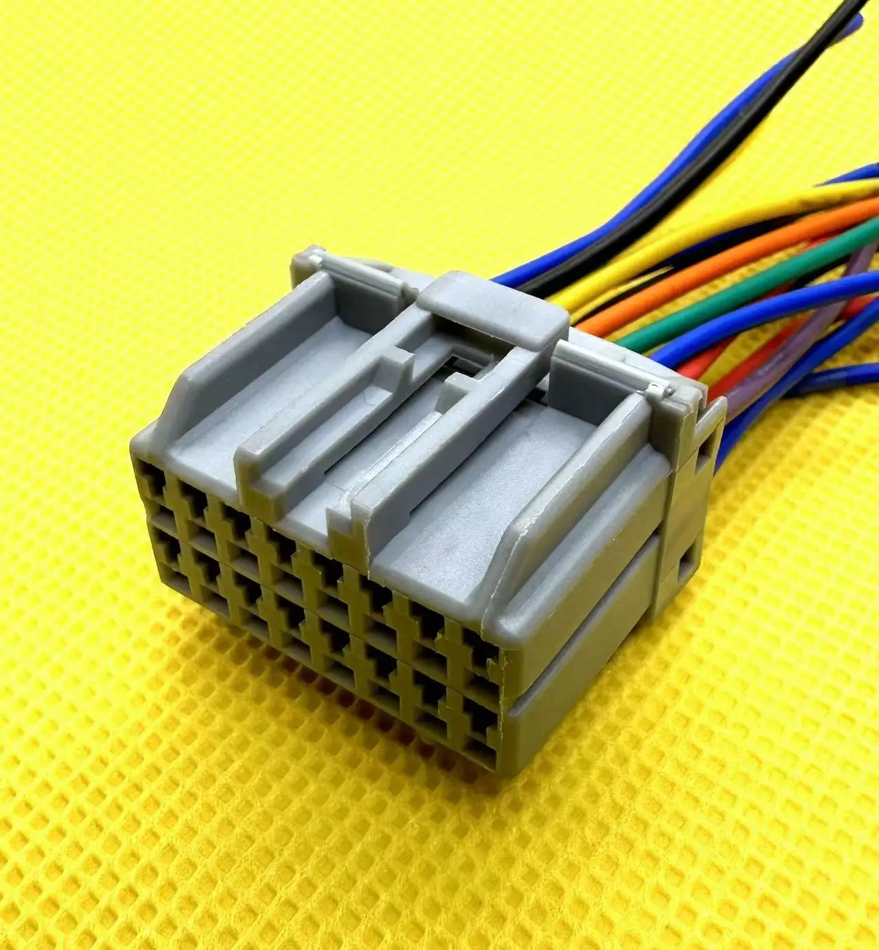 174514-6 automotive connectors 16P busbar plug 76P pair