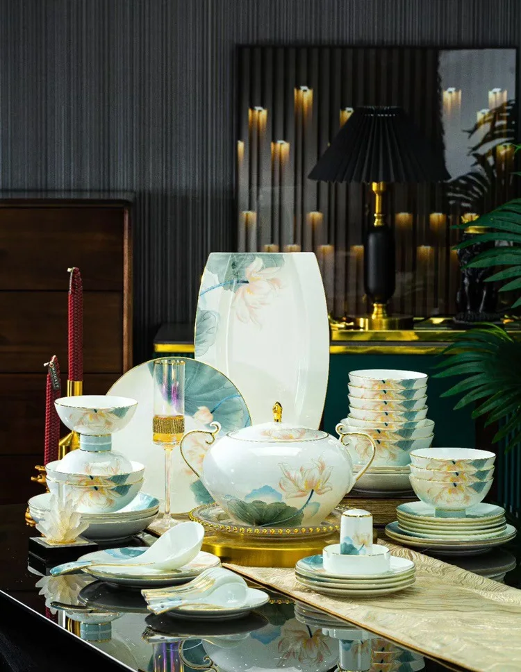 

Jingdezhen-Porcelain Bowls and Chopsticks, European Luxury Bone China Tableware Set, Bowl and Plate Combination