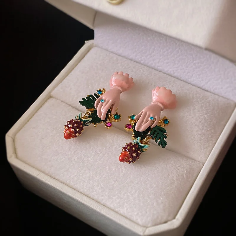 

European and American Women's -Embedded Hand-Held Strawberry Stud Earrings Electroplating French Earrings
