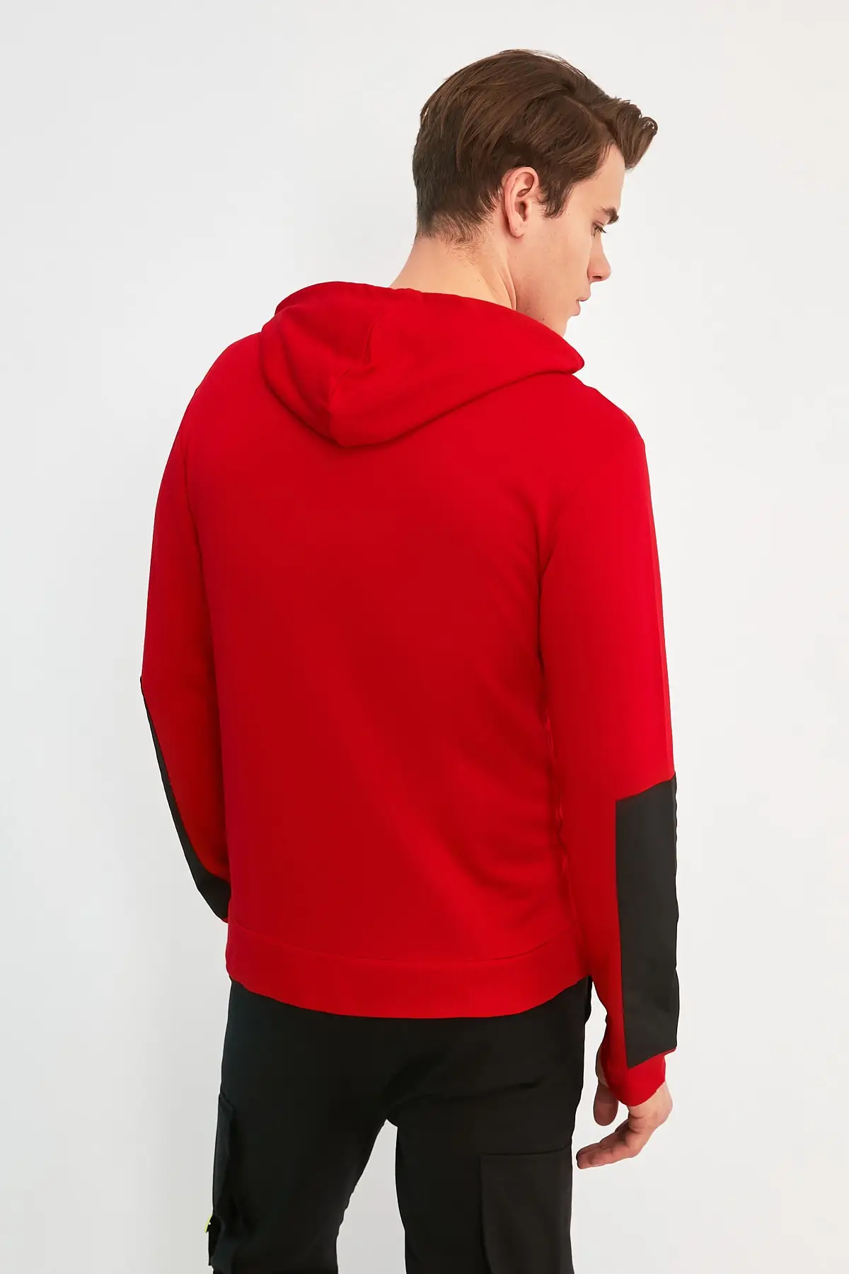

Trendyol Men 'S Regular Fit Sweatshirt TMNSS21SW0186