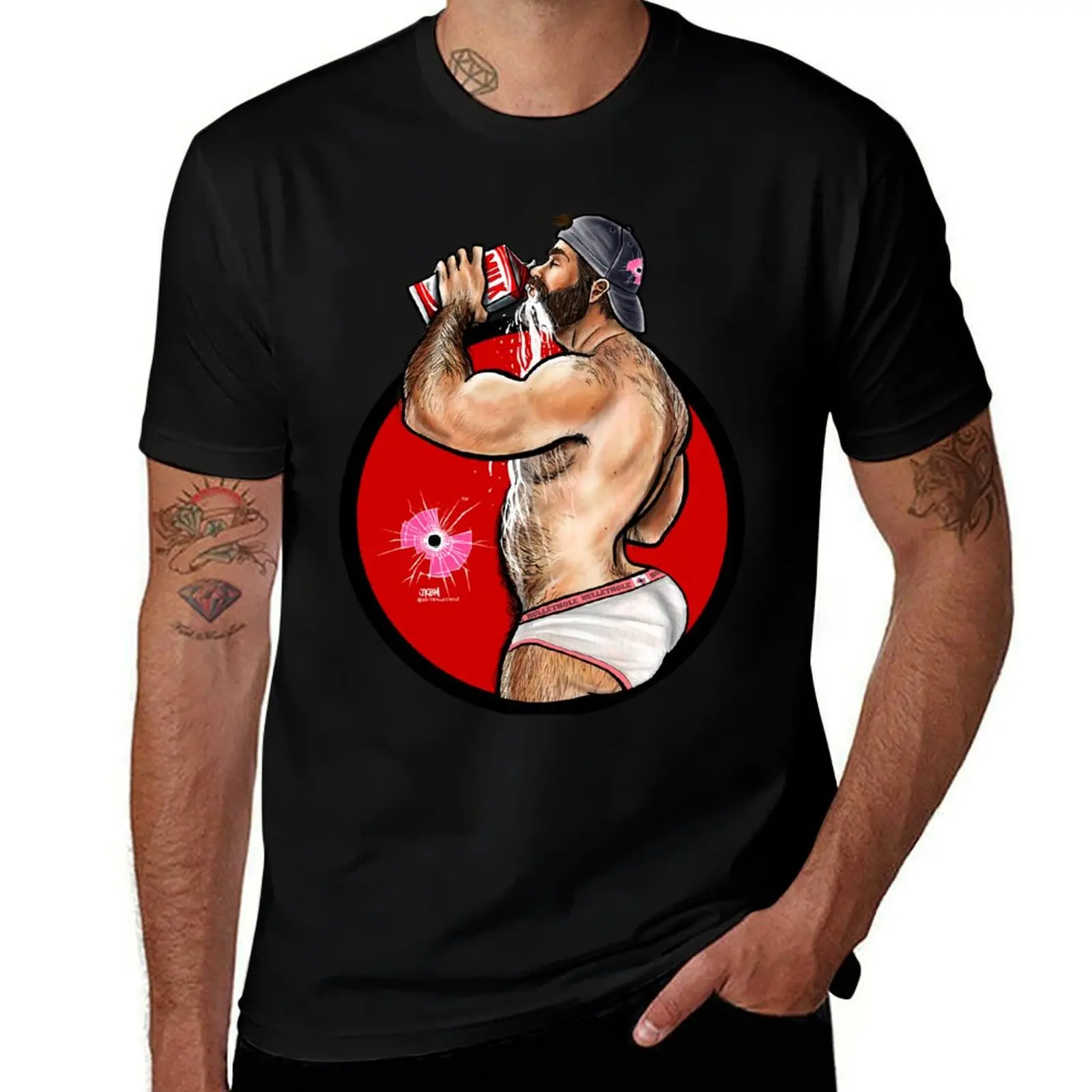 Фото Bullethole Thirsty: Milk does a booty good - Футболка с рождественской тематикой Undies T-Shirt №1