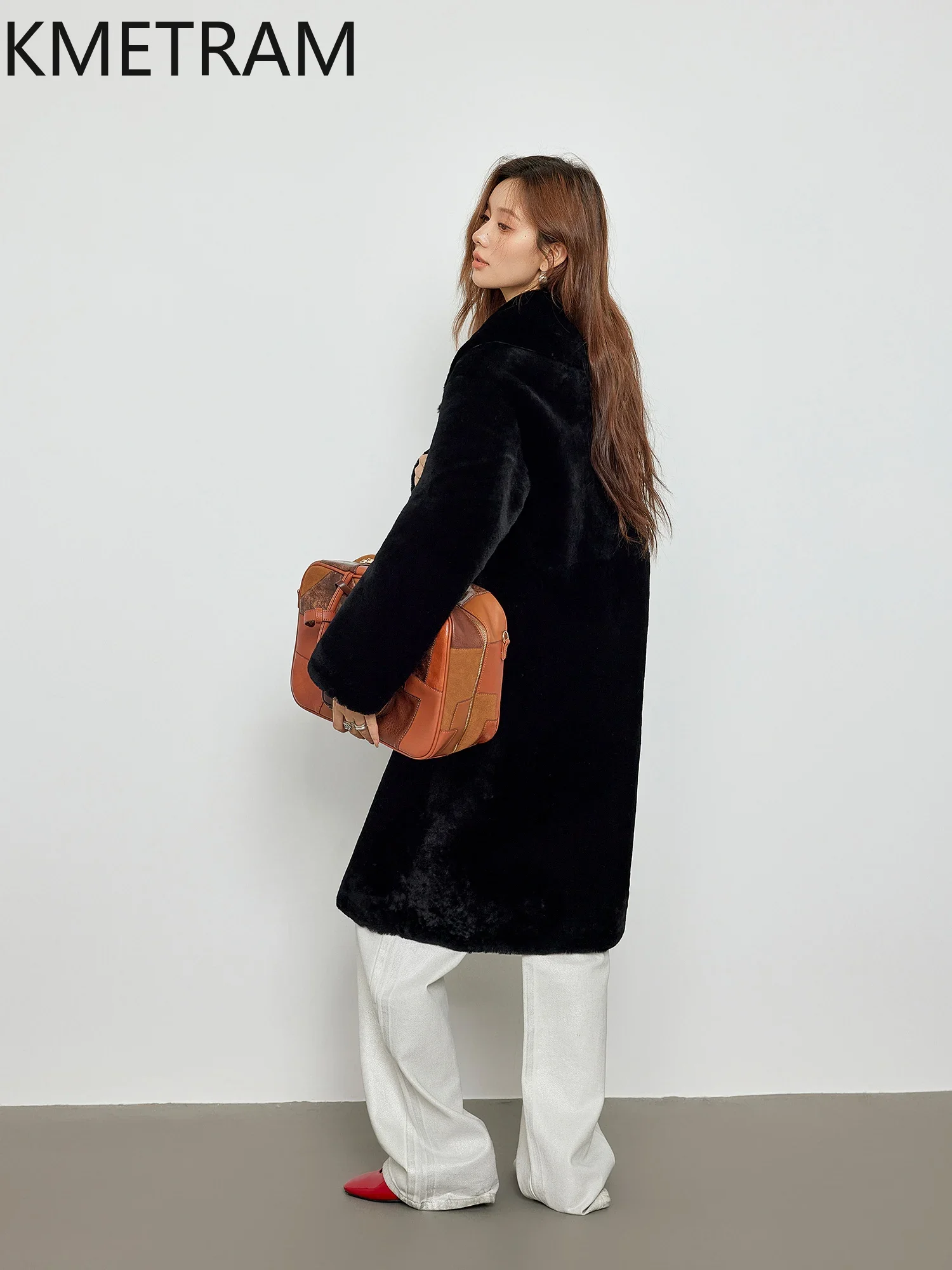 Шуба из натуральной мериносовой шерсти женская длинная черная куртка