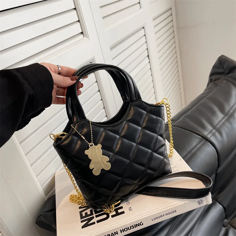 

The Korean Version of High Quality Chain Handbag 2022 New Simple Ringer Everything Single Shoulder Cross-body Small Bucket Bag