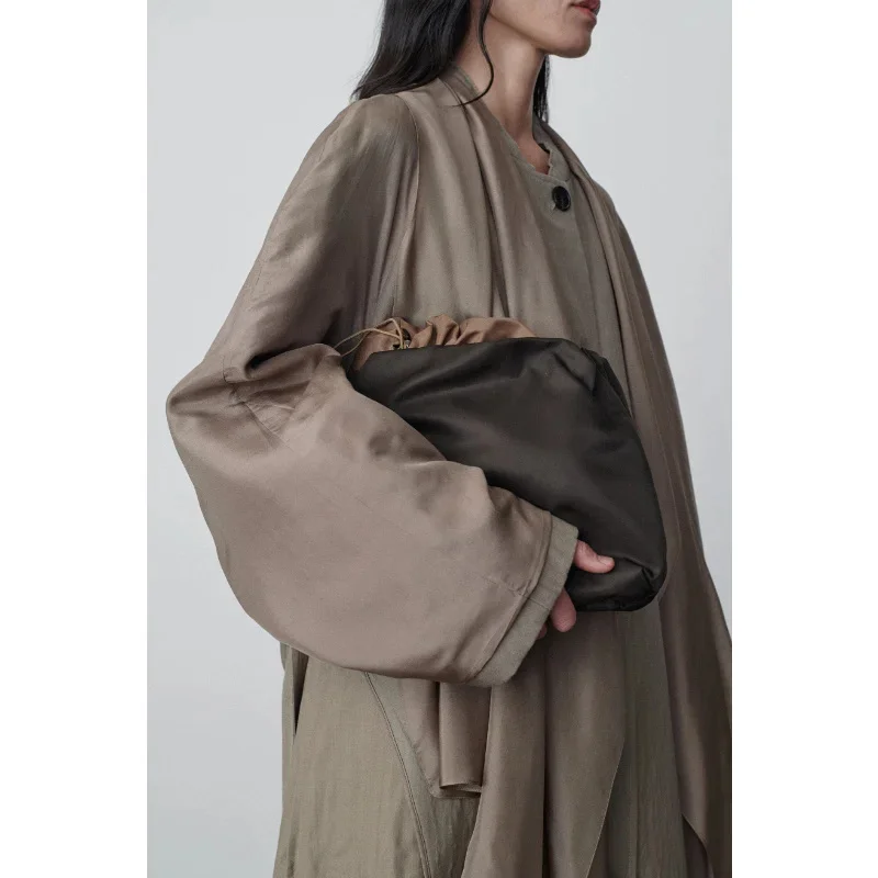 

2023 New The Styles for Autumn and Winter XL Bourse Nylon Cloud Fold Row Single Shoulder Bag Handbag