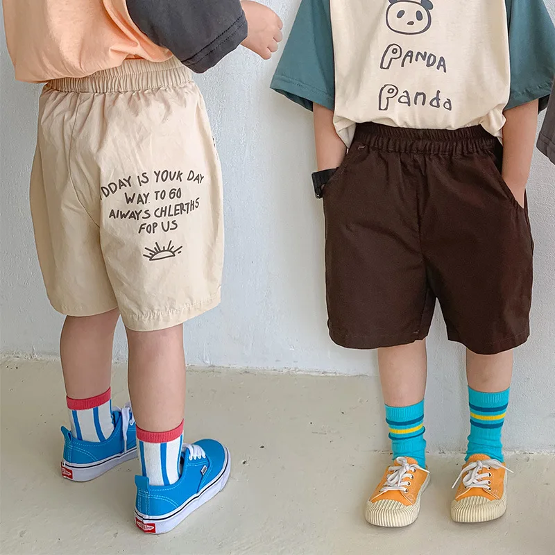 

Летние хлопковые штаны до колен с буквенным принтом для мальчиков и девочек, детские повседневные шорты