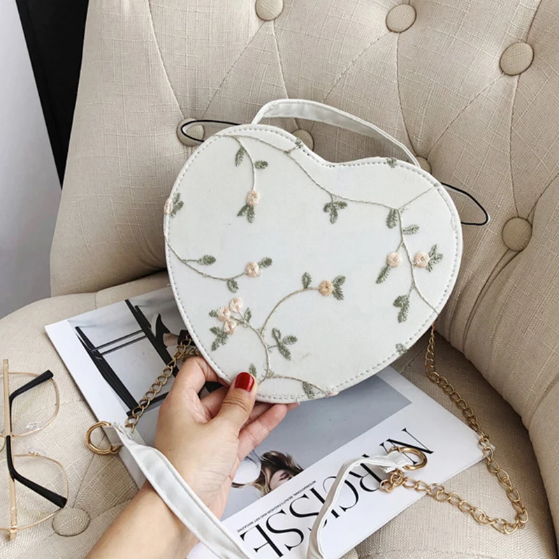 

Female Sweet Lace Heart Round Handbags High Quality PU Leather Cross Body Bags for Women Small Fresh Flower Chain Shoulder Bags