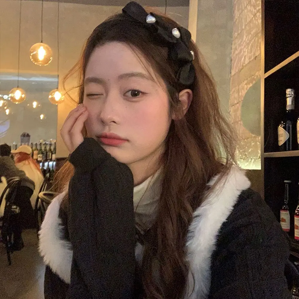 

Autumn Retro Love Black Wash Face Pearl Bow Headband Korean Style Hair Hoop Headwear Women Hair Hoop