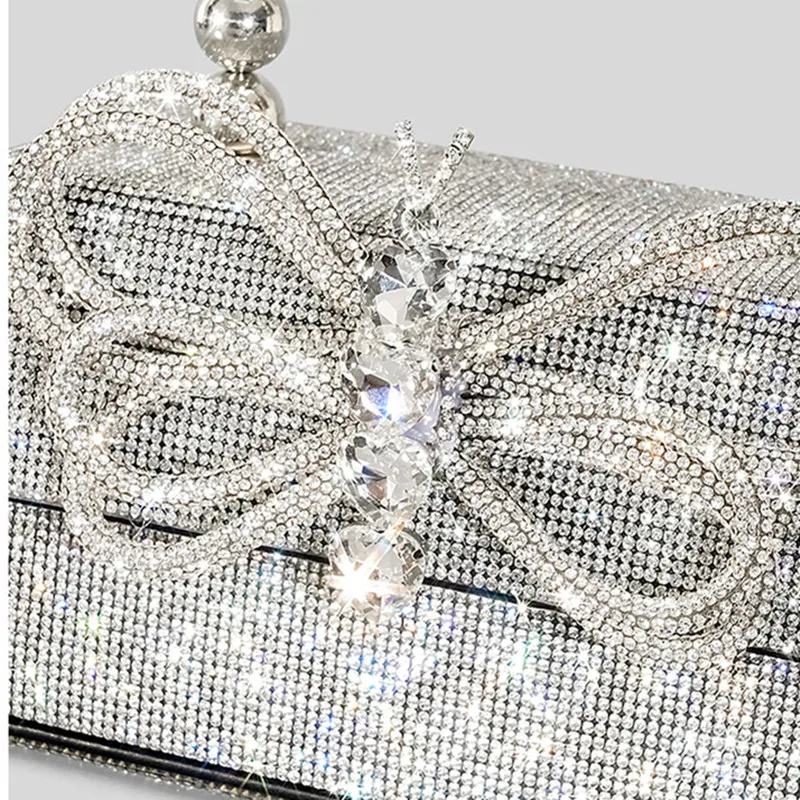 Женская вечерняя сумка-клатч с бриллиантами