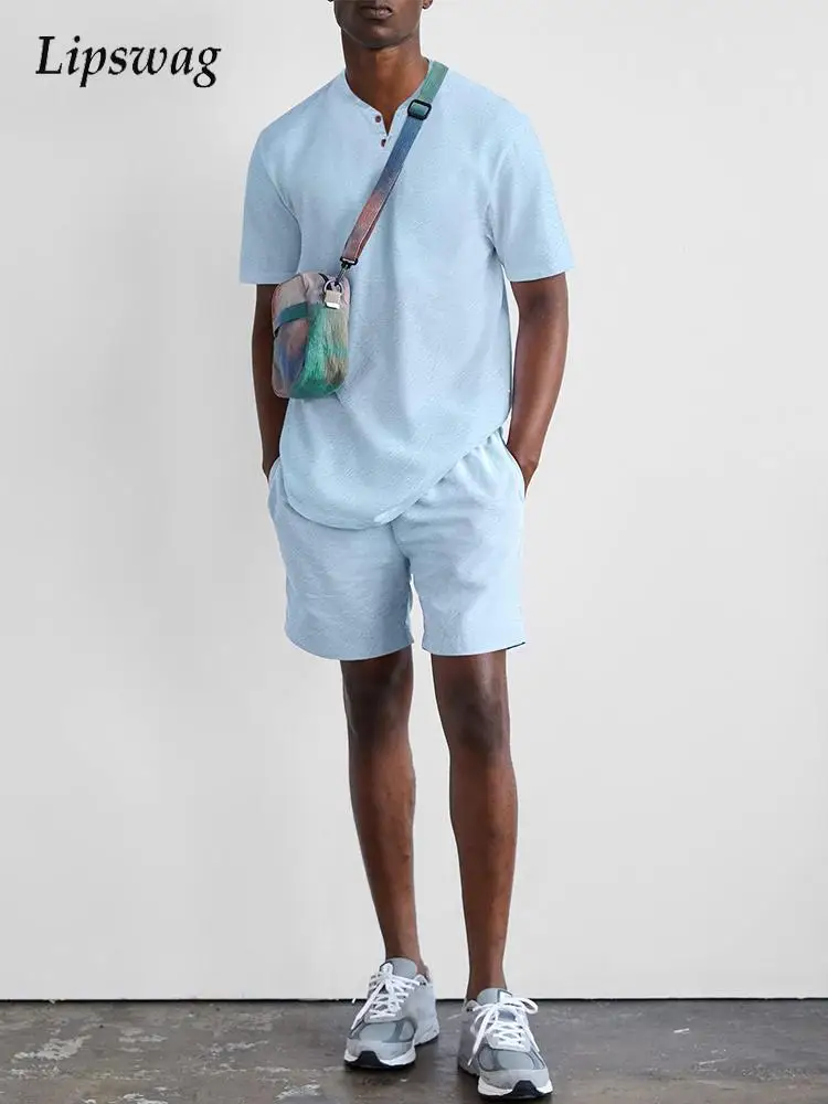 

Комплект одежды мужской из двух предметов, винтажный хлопково-льняной однотонный топ на пуговицах с коротким рукавом и V-образным вырезом, П...