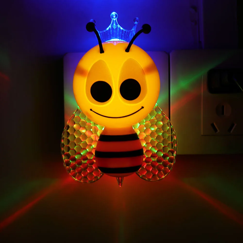 

Cartoon Bee Night Light Smart Light Control Auto On & Off EU Plug In Led Night Lamp RGB Sleeping Lamps For Baby Kids Toddlers