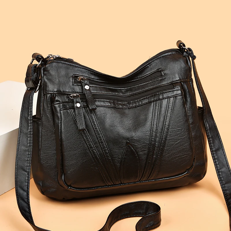 Женская сумка из овечьей кожи