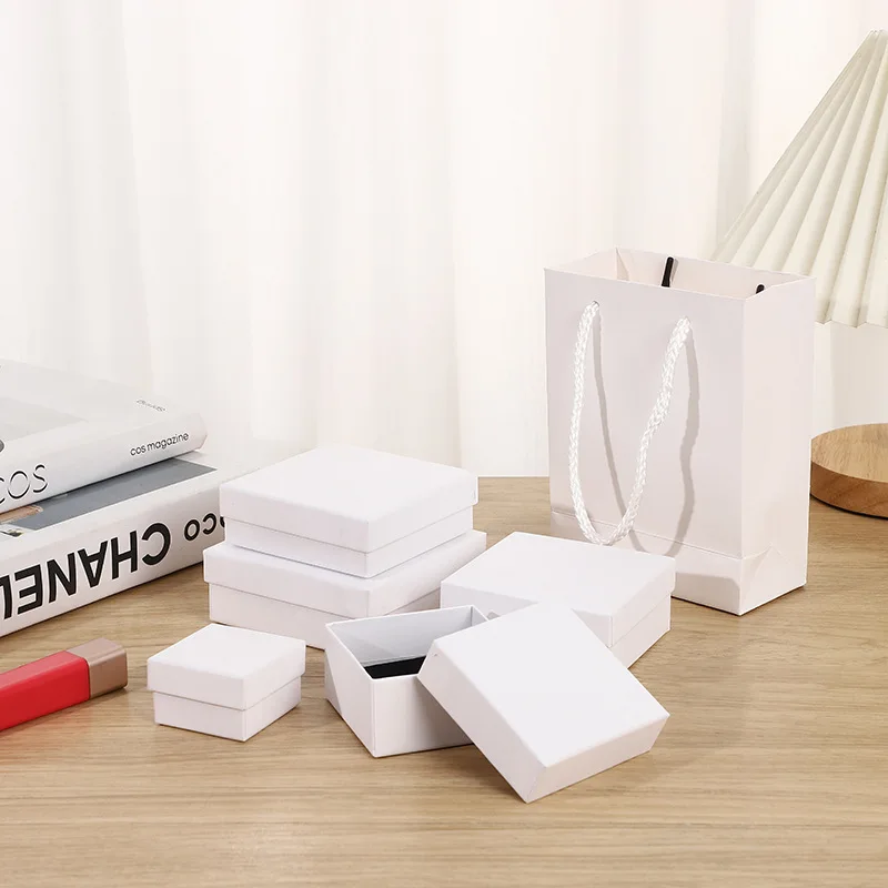 

Подарочные коробки из крафт-бумаги Weikende 5 шт., 5х5 см