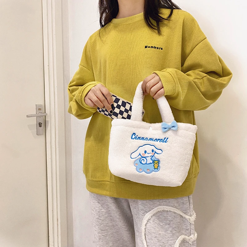 

Sanrio 26Cm Plush Handbags Girls Bag Cinnamoroll My Melody Kuromi Plush Handbag Kawaii Cartoon Bento Lunch Box Bag Birthday Gift