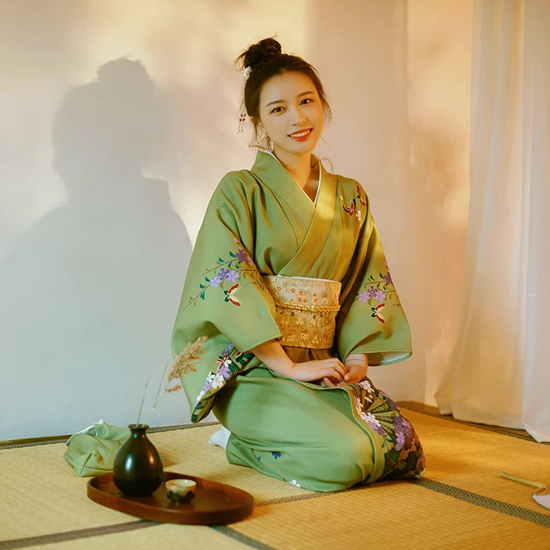 

Женское винтажное длинное платье, традиционное японское кимоно зеленого цвета, Официальный юката, костюм для косплея, платье для выступлений