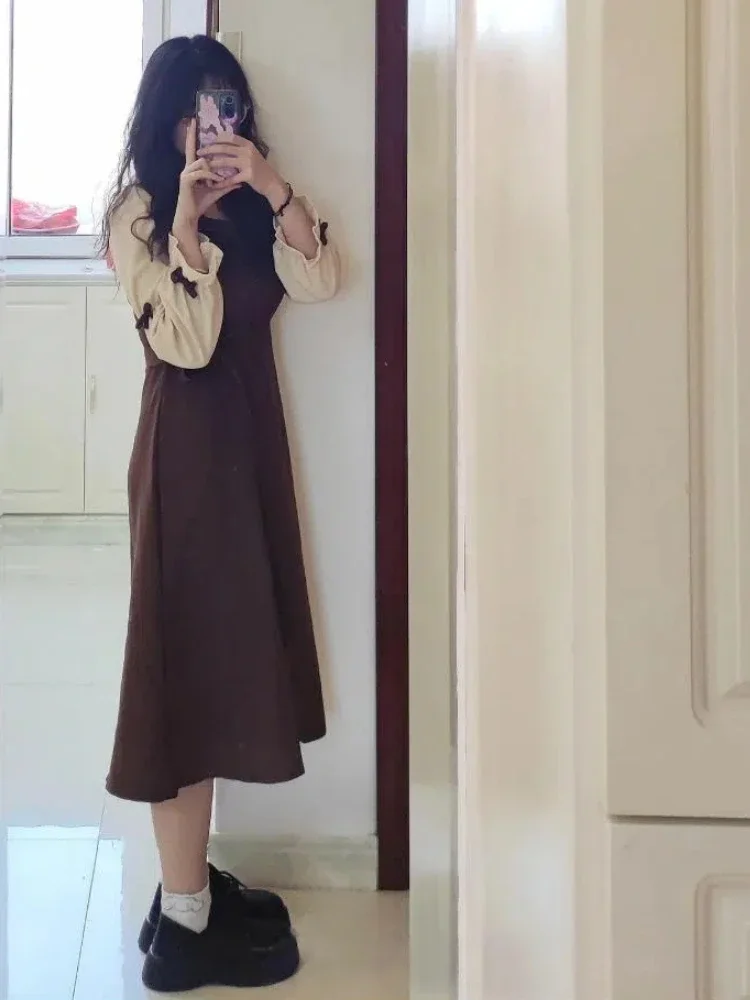 Женское винтажное платье миди