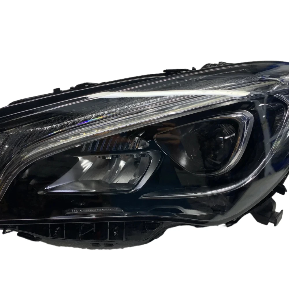 

Подходит для переднего освещения Mercedes Benz CLA W117, стандартных фар, оригинальных высококачественных фар, 16-21 лет.