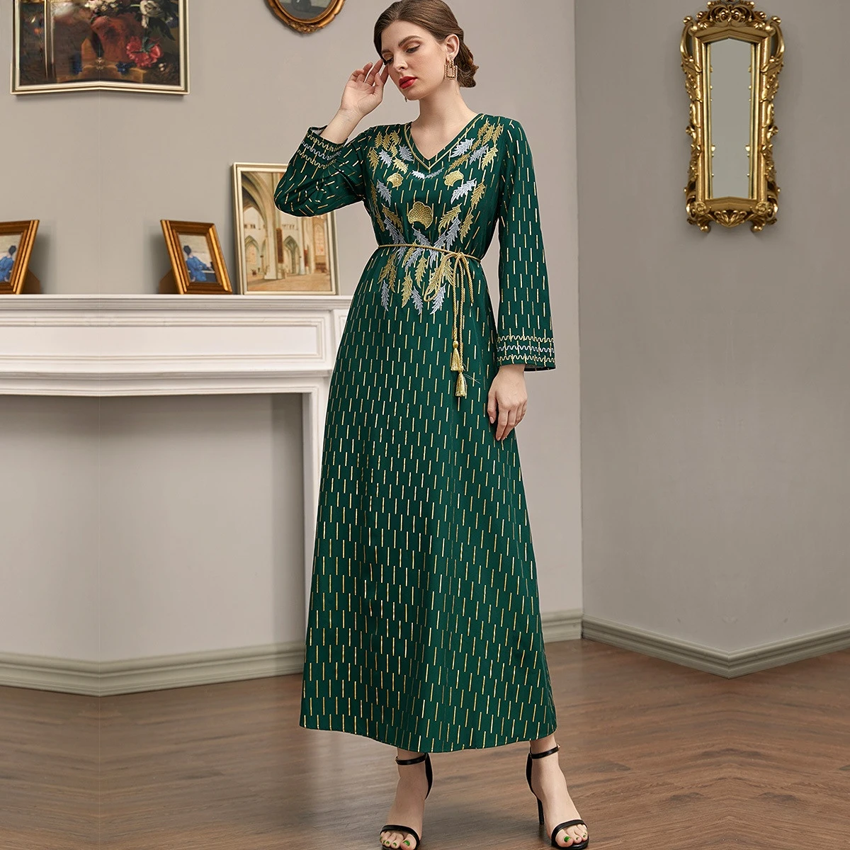 

Muslim Fashion Women Dress Turkey Kaftan Arabian Long Sleeve Foil Print Embroidery Green Long Skirt Abaya Dubai Islamic Clothing