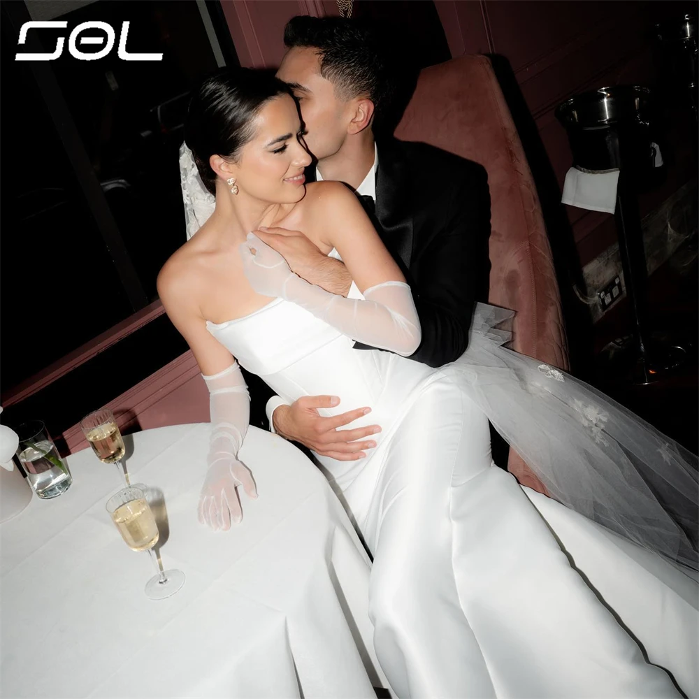 Женское свадебное платье с юбкой годе