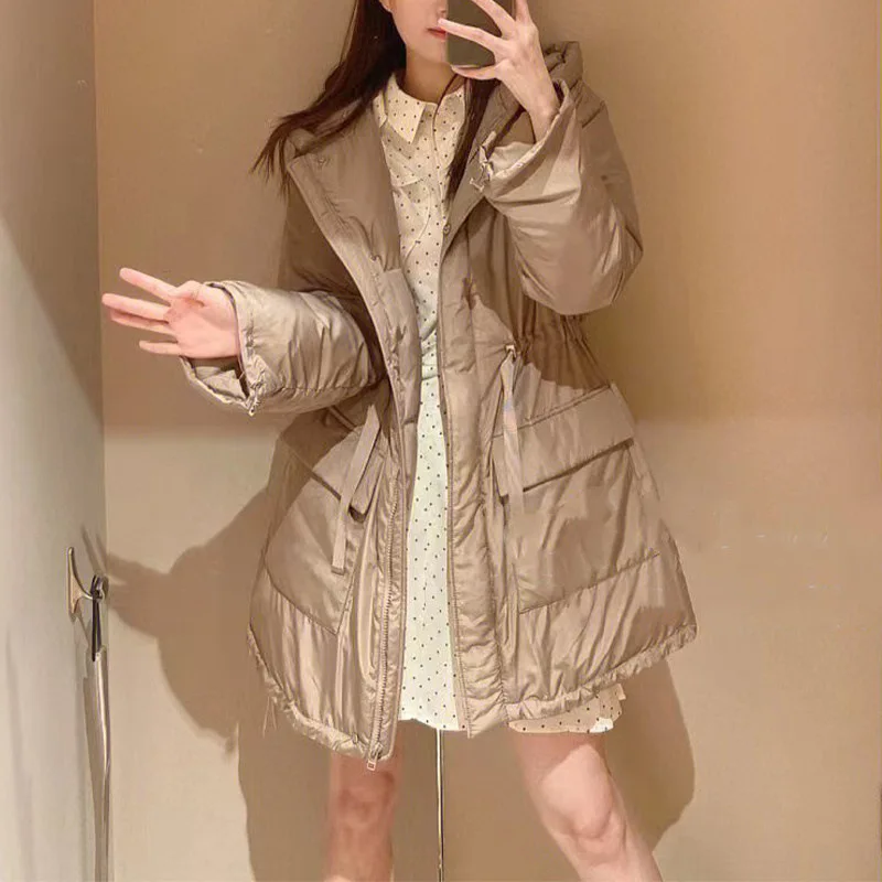 Куртка-пуховик Kuzuwata женская с капюшоном однотонная однобортная парка длинным