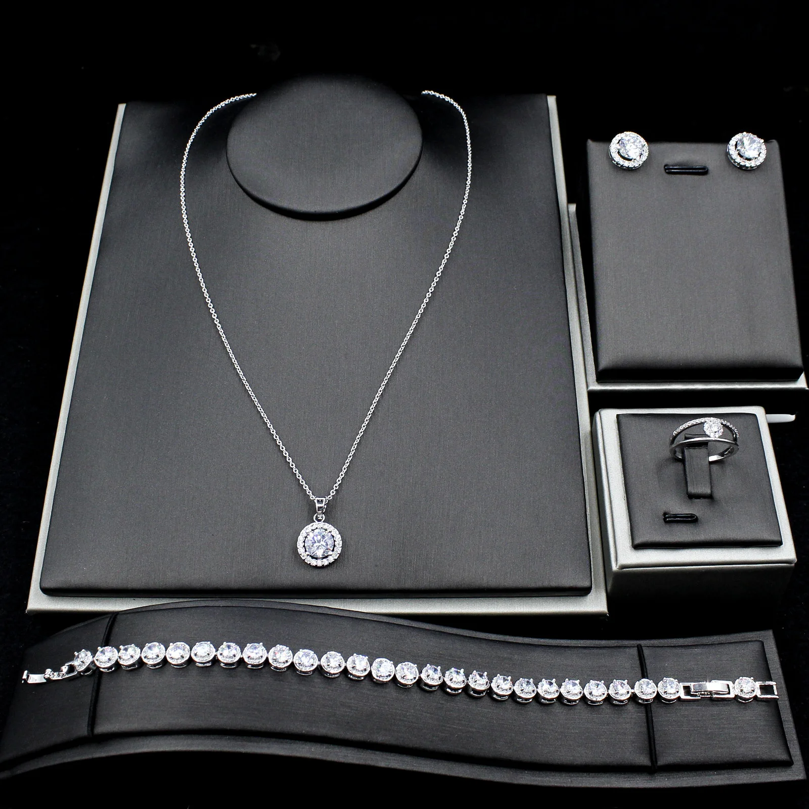 

Роскошные брендовые настоящие драгоценности классические, благородные и модные ювелирные изделия, ожерелье с бриллиантами, набор из четырех частей, круглые серьги, ожерелье