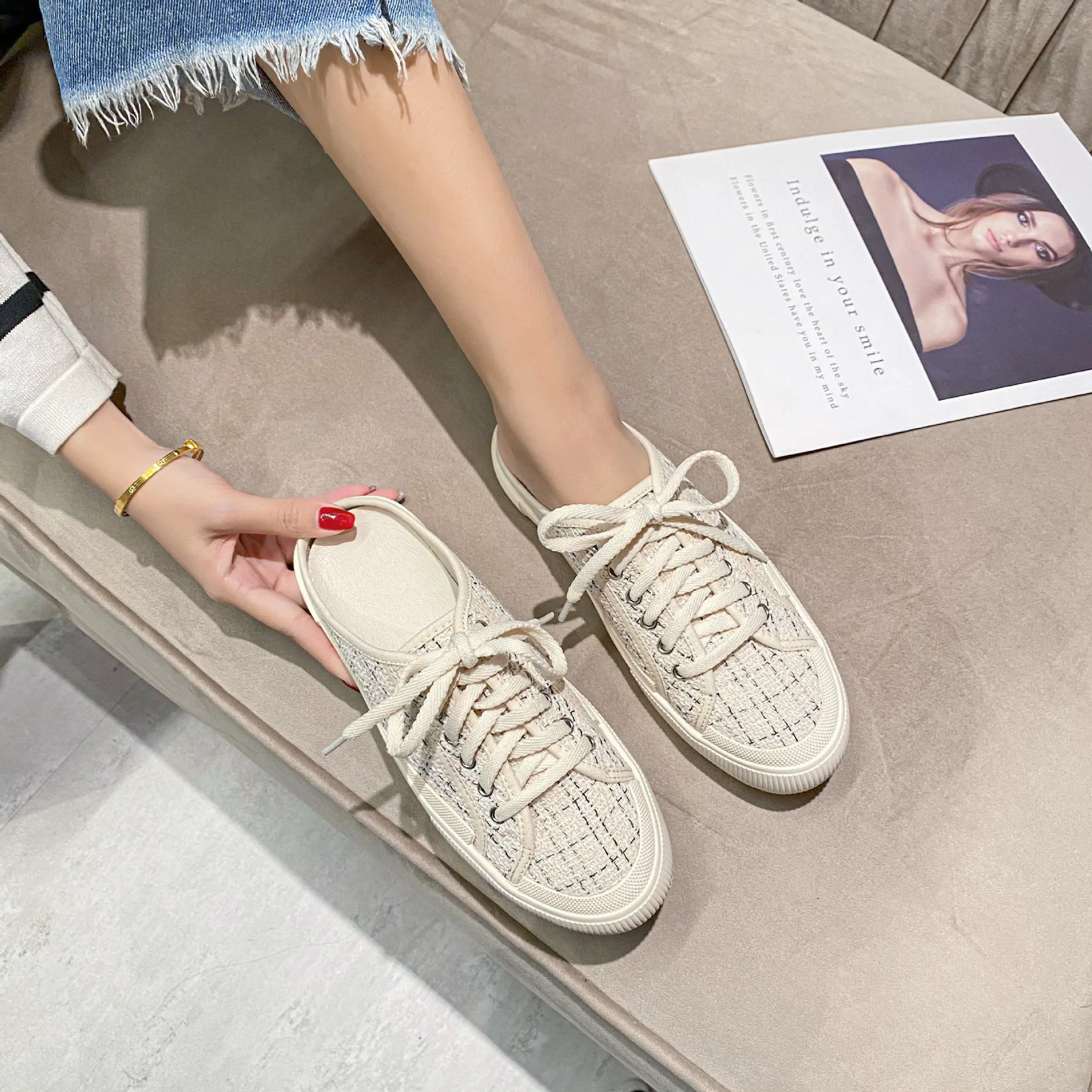 2022  Autumn New Women Shoes Wool Lace-up Sneakers Canvas Shoes Flat Casual Semi-slippers Lazy Shoes Mules Slingback Sneakers