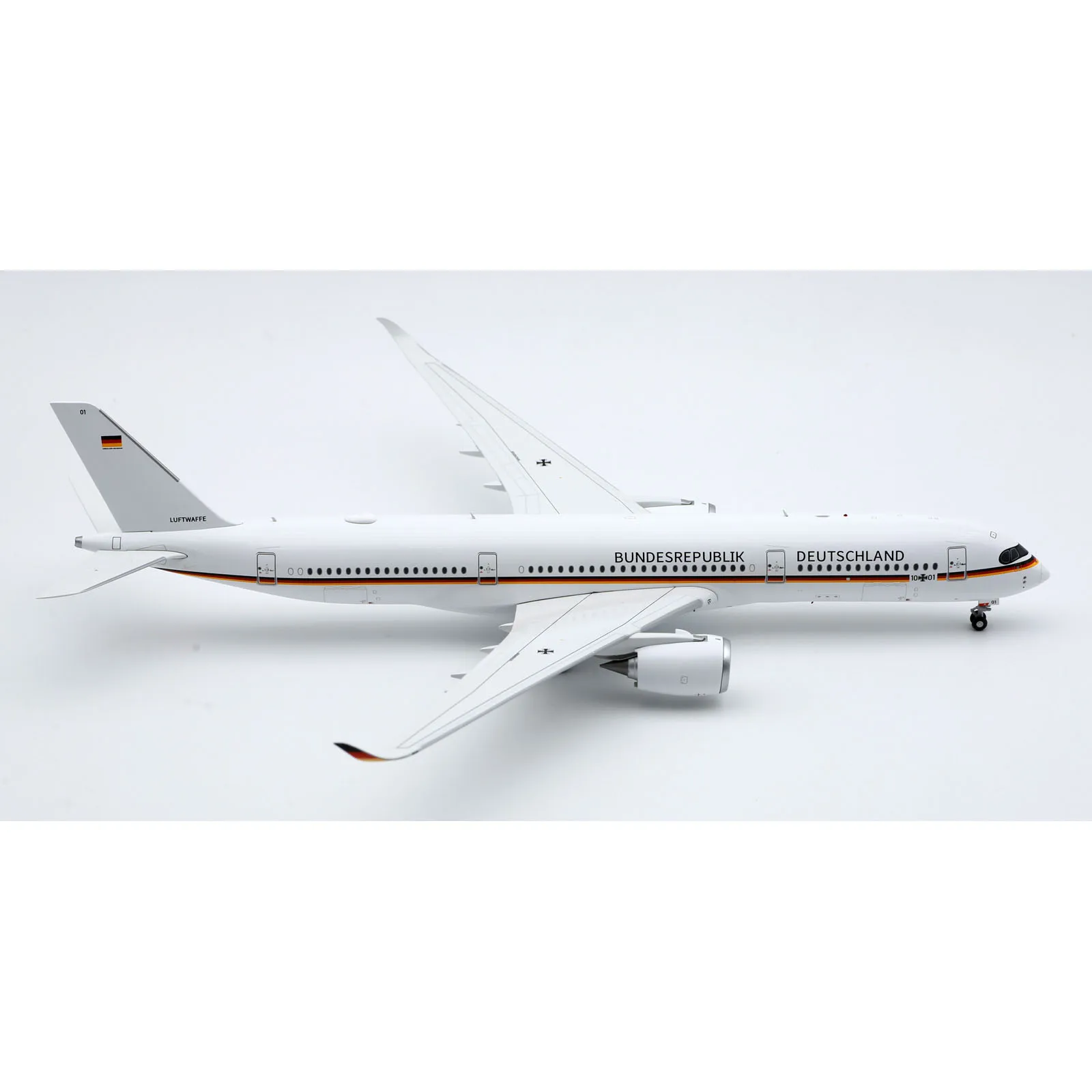 Коллекционная модель самолета из сплава XX20023 10 + 01 летательного аппарата немецкой