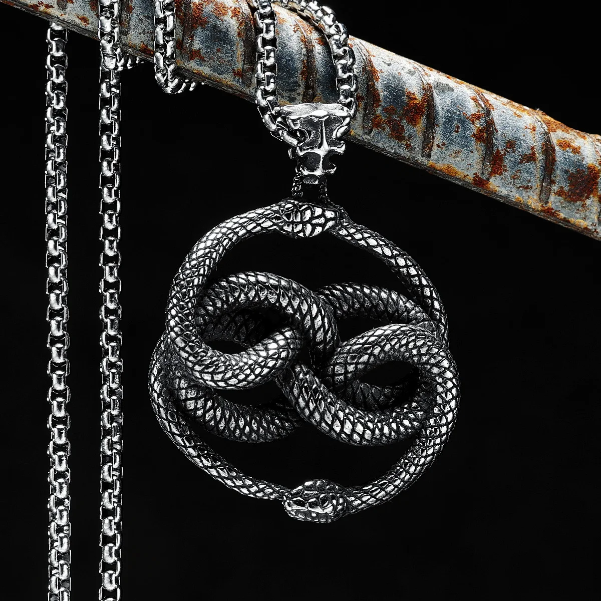 

Ouroboros Snakes Pendant Men Necklace 316L Stainless Steel Python Chain Rap Rock Punk Party for Friend Male Jewelry Best Gift