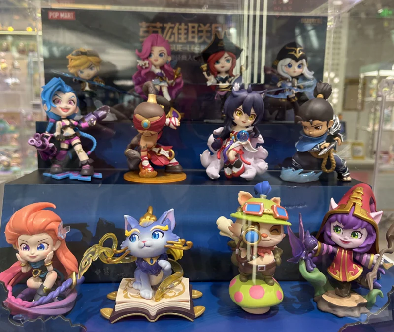 

Toys Model Confirm Style Cute Anime Figure Gift Surprise Box Original League of Legends Series Blind Box