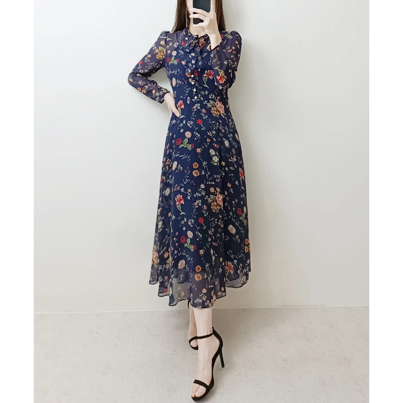 Элегантное Шелковое платье средней длины с поясом и жемчужными пуговицами 2 шт.