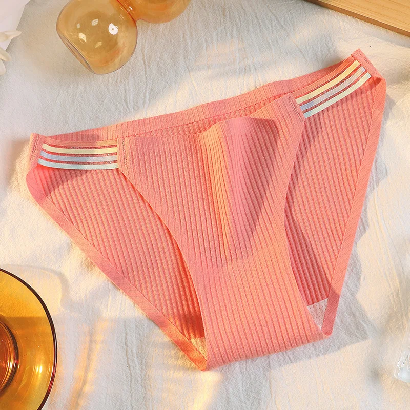 

Women's Underwear Solid Color Briefs Underpants Lingerie Seamless Briefs Female Comfort Panties Low Waist Seamless Underpants