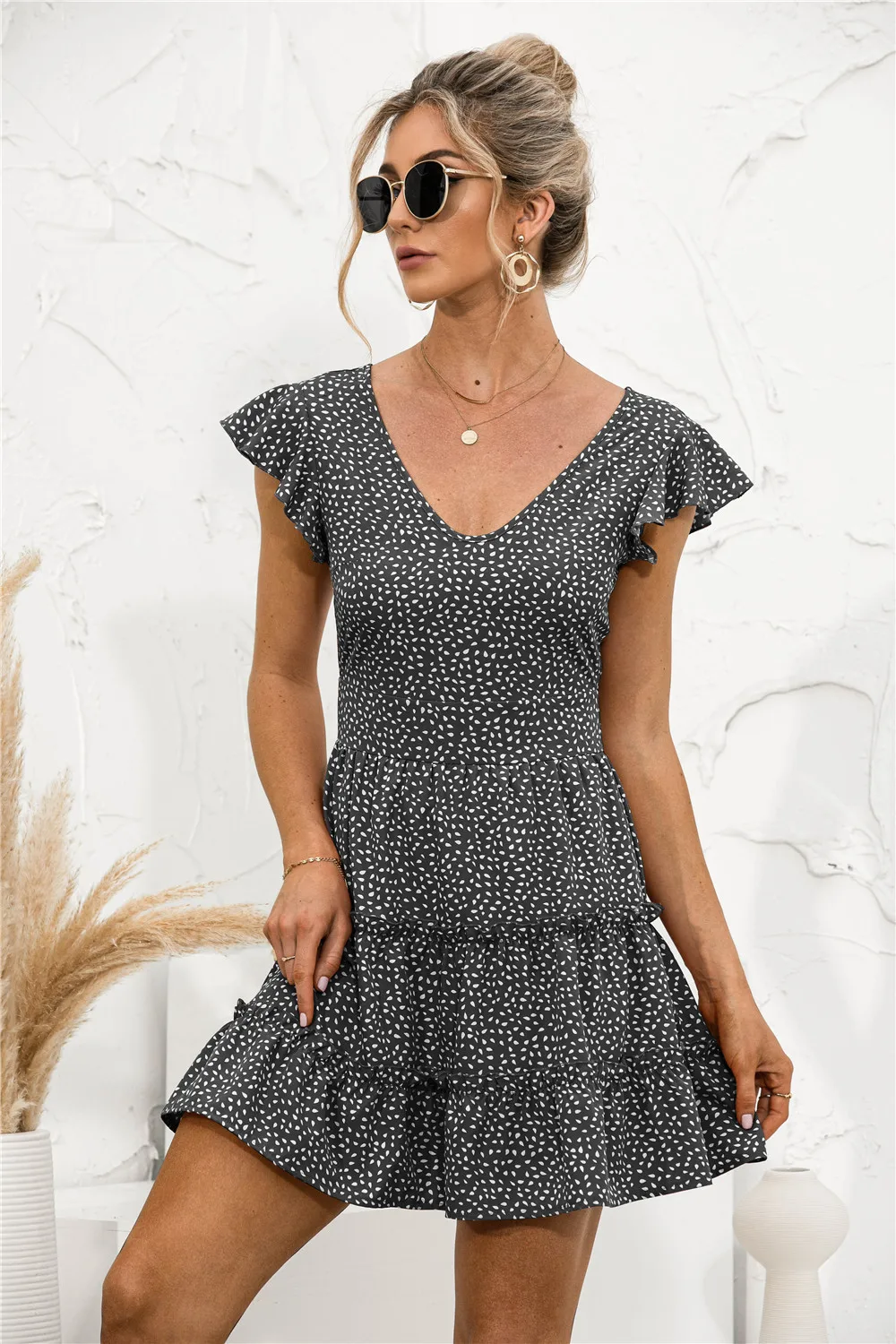 

Женское шифоновое платье-трапеция в горошек, с V-образным вырезом и высокой талией