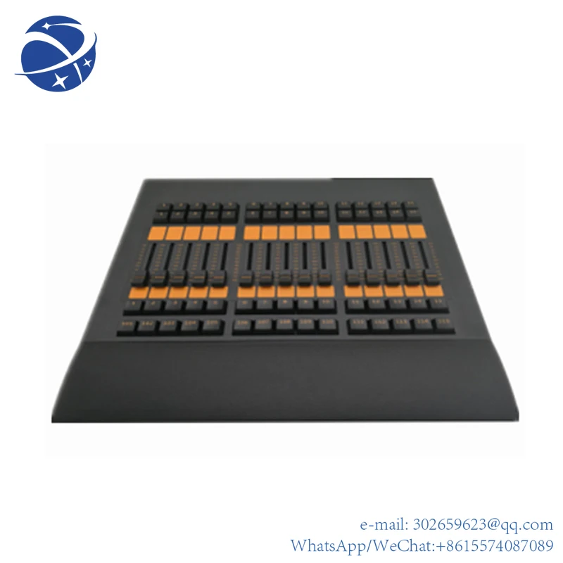 

Dmx512 MA onPC Fader Wing stage light controller with flight case