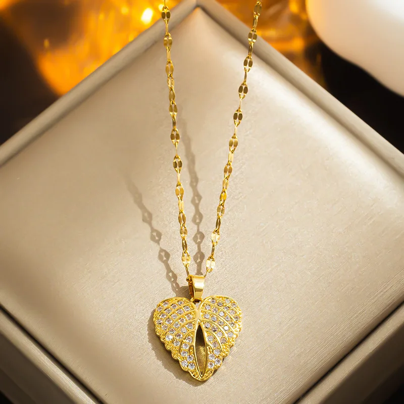 

Angel Wings Love Titanium Steel Pendant Necklaces For Women Trendy Gold Color Chain Y2K Vintage Jewelry Aesthetic Accessories